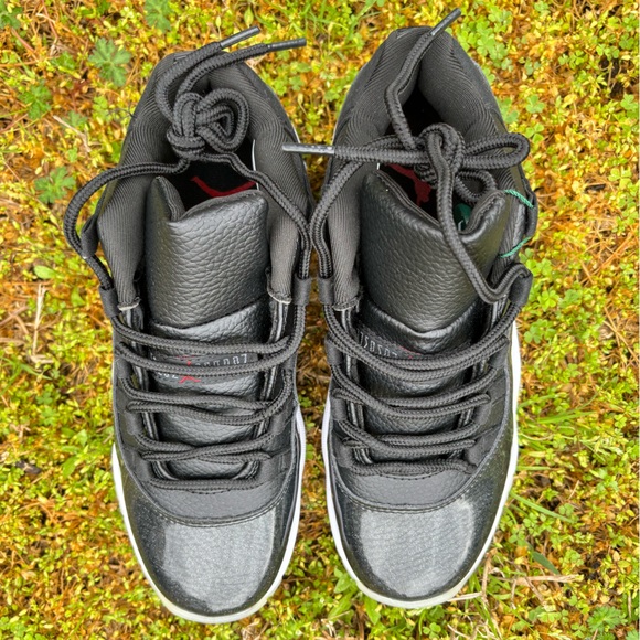 Jordan 11 Retro Low 72-10" Black/Gym Red-White-Sail - Picture 2 of 7